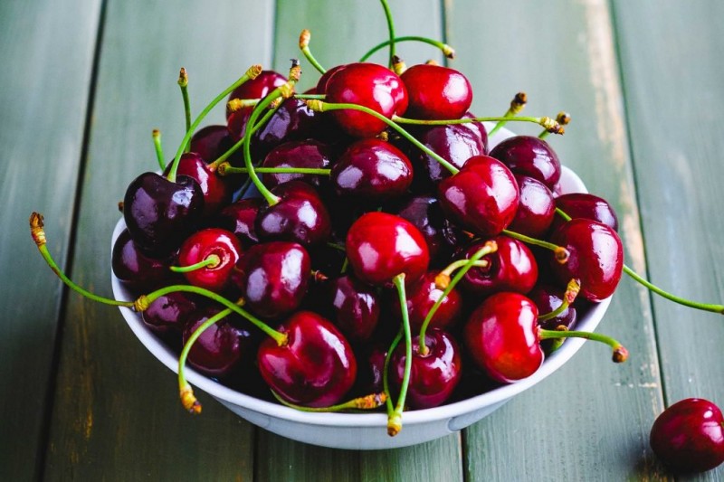 1-19-foods-prevent-cancer-cherries-1024x683